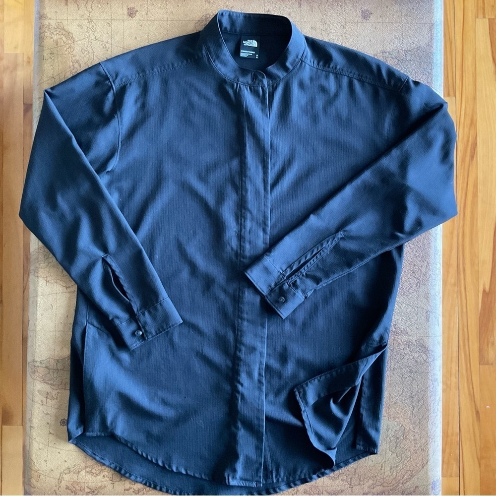 The North Face Black Shirt - Picture 2 of 8